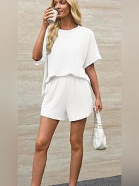 Casual White Women's Short Set